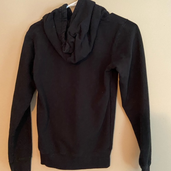 Black long sleeve sweatshirt - Picture 2 of 2
